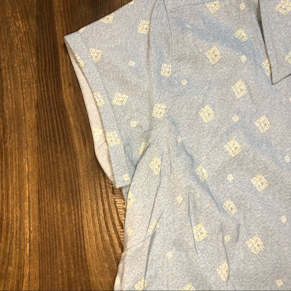 The North Face Button Up Shirt Size M - Picture 2 of 12
